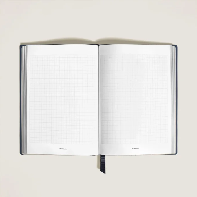 Carnet de notes moyen, cuir Saffiano, bleu – Pages quadrillées Carnet de notes moyen, cuir Saffiano, bleu – Pages quadrillées