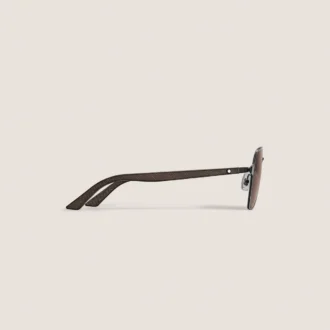 Lunettes de soleil carrées avec monture en métal noir