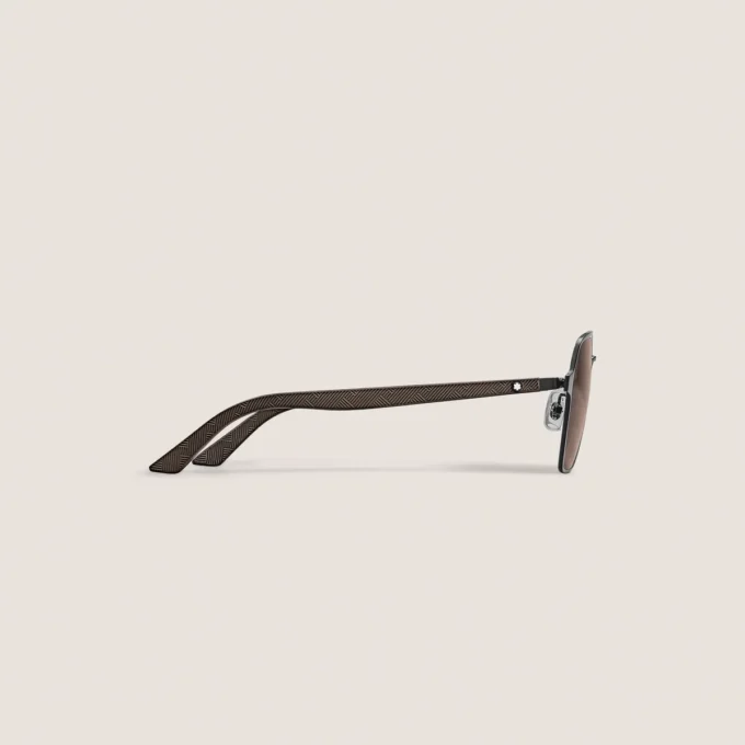 Lunettes de soleil carrées avec monture en métal noir Lunettes de soleil carrées avec monture en métal noir