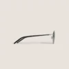 Lunettes de soleil carrées avec monture métallique argentée Lunettes de soleil carrées avec monture métallique argentée