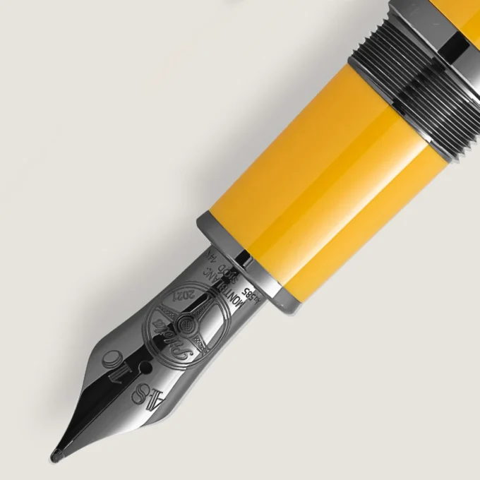 Great Characters Enzo Ferrari Special Edition Giallo Modena Stylo plume M Great Characters Enzo Ferrari Special Edition Giallo Modena Stylo plume M
