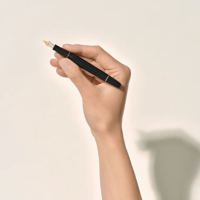 Stylo plume Meisterstück Classique plaqué or (M) Stylo plume Meisterstück Classique plaqué or (M)