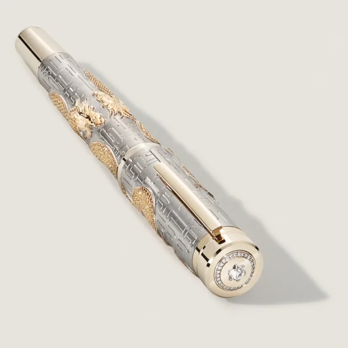 Un voyage parmi les dragons Le dragon enroulé Édition limitée 8 Stylo plume Un voyage parmi les dragons Le dragon enroulé Édition limitée 8 Stylo plume
