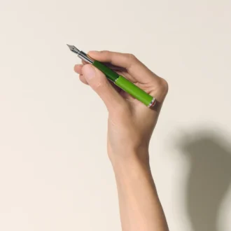 Wes Anderson pour Montblanc Le stylo plume « SCHREIBERLING » Édition limitée 1969 Wes Anderson pour Montblanc Le stylo plume « SCHREIBERLING » Édition limitée 1969
